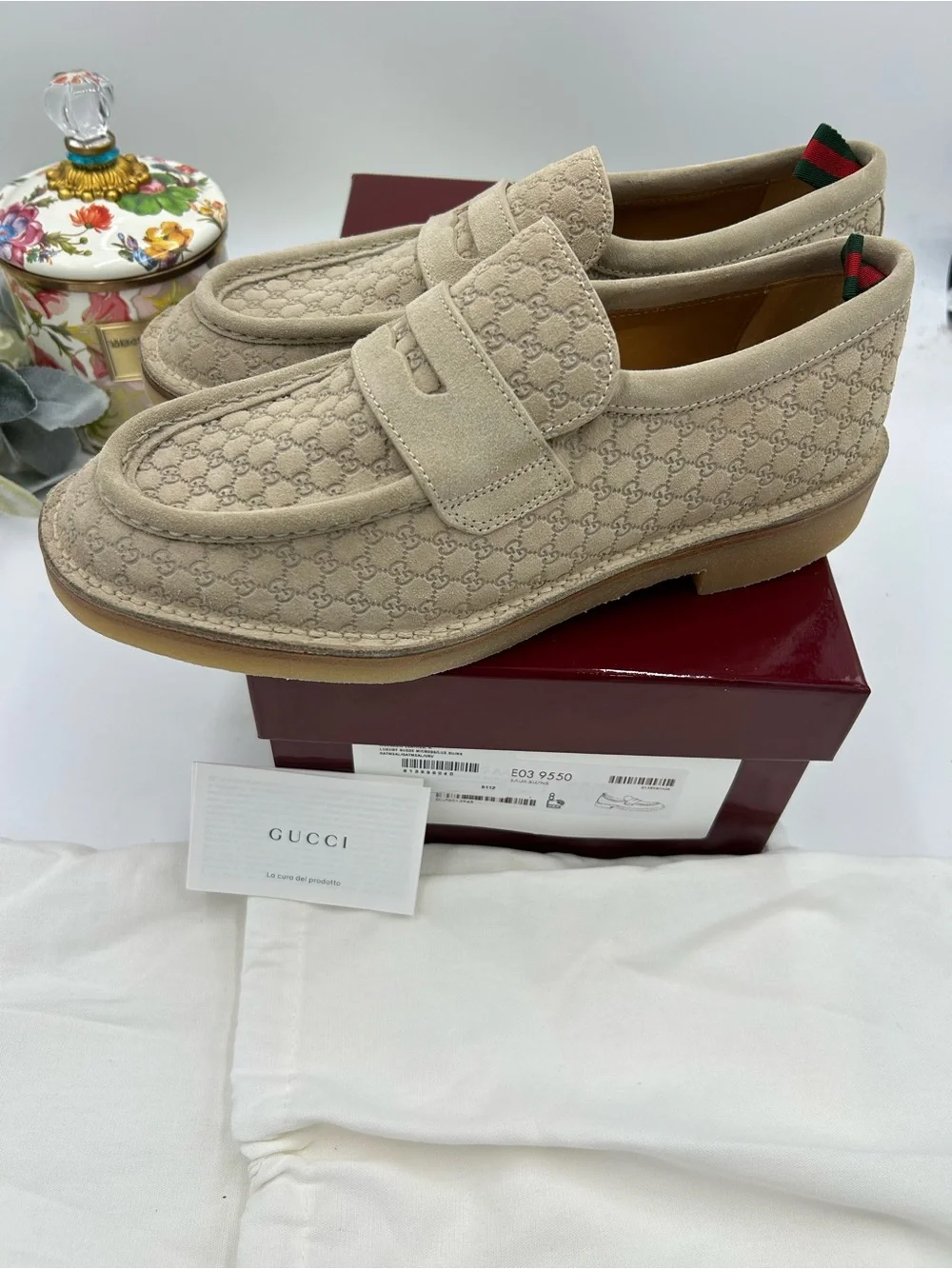 Gucci Men's oatmeal Suede GG Logo Penny Loafers size 8 fits 9 US made in Italy